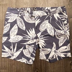 🌈CLOSEOUT🌈Volcom Tropical Printed Shorts!